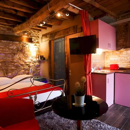 Appartamento Antique Luxury Groundfloor